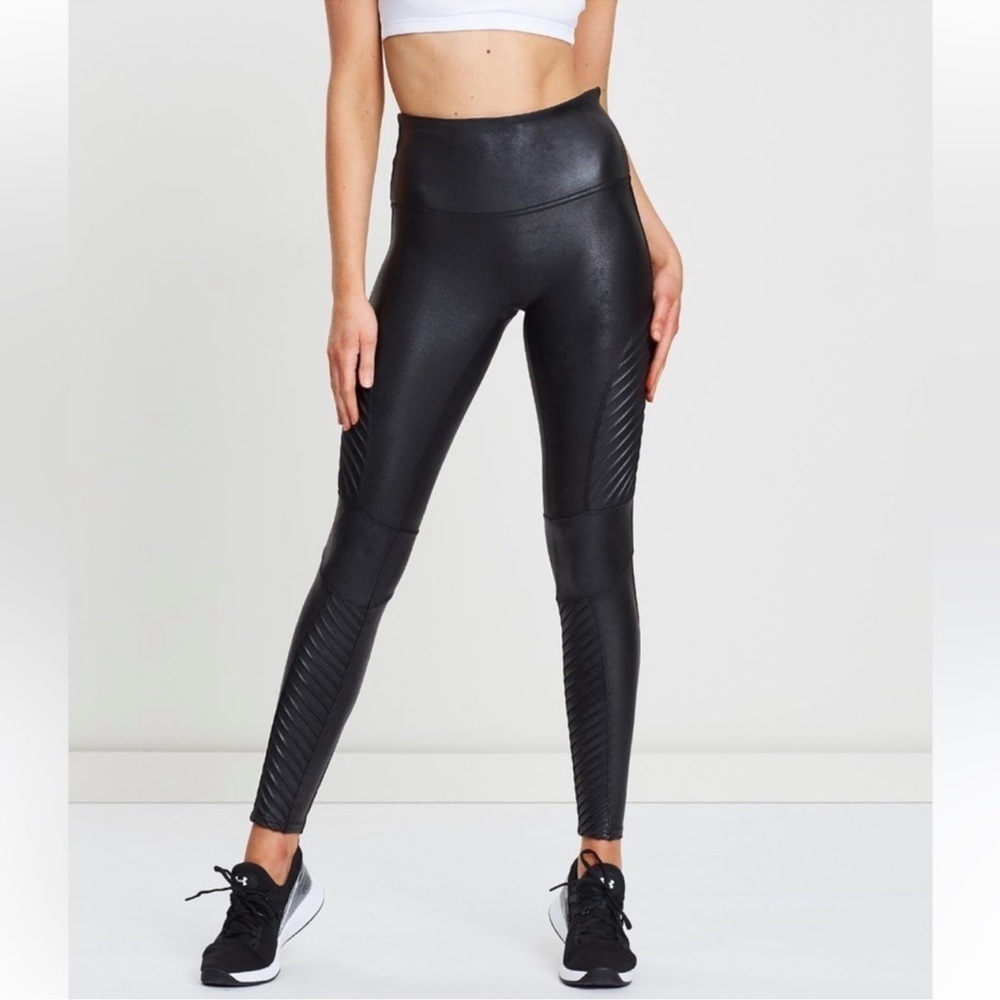 Spanx Women's Medium Black Moto Faux Leather Leggings 20136R Stretch Skinny Med